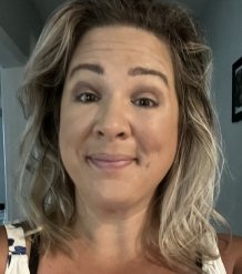 Dr Cassandra Lowe 