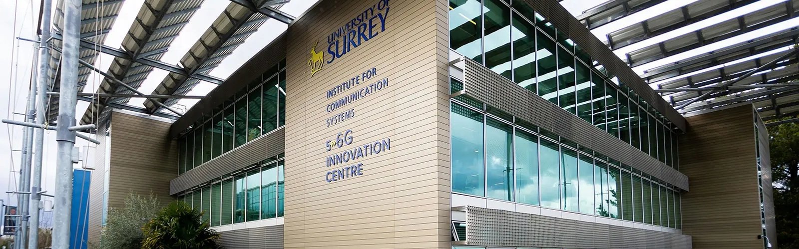 英國大學 University of Surrey 校園外觀 